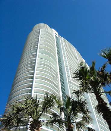 Architectural photograph of Brickell 10 building