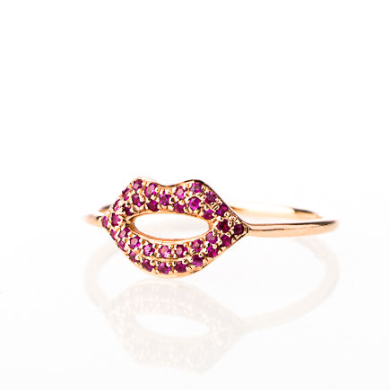 Sydney Evan ruby lips ring
